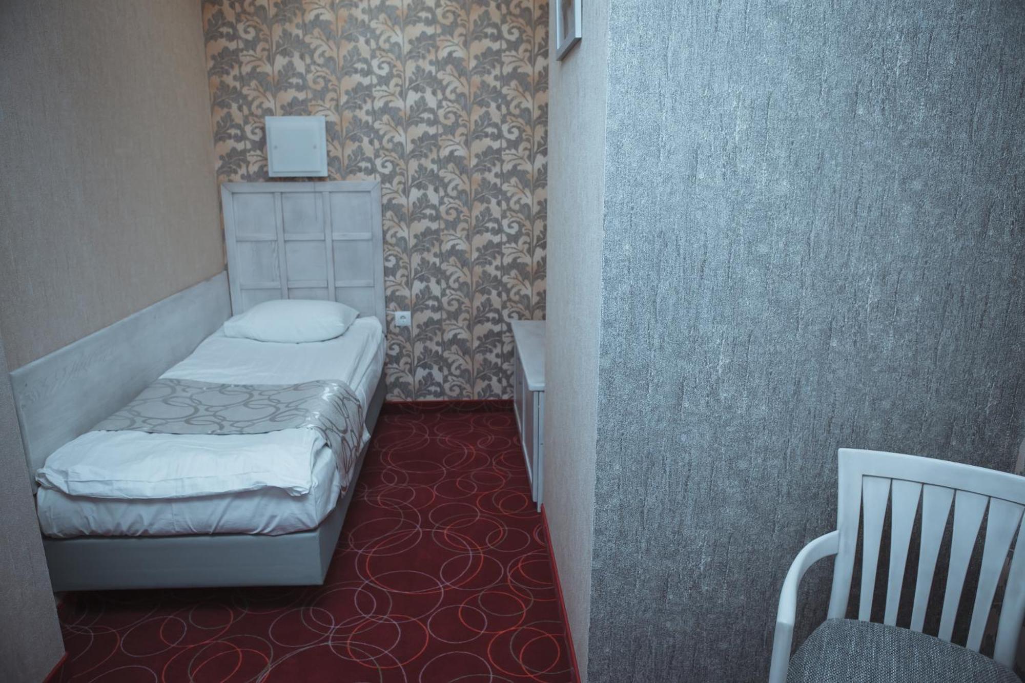 Magnum Hotel Berehove  Bagian luar foto
